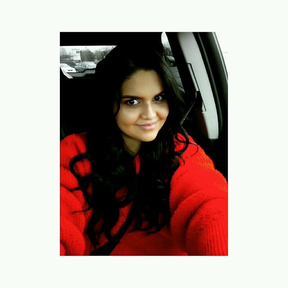 Meet your Posher, Daniela